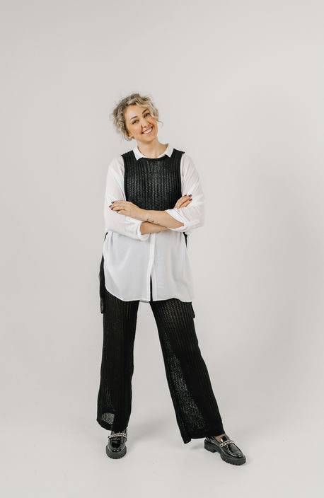 Cotton lace vest “Ivy” - Colour Choice - Image 3